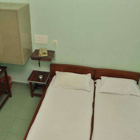 Valli Hotel Thanjavur Exterior foto