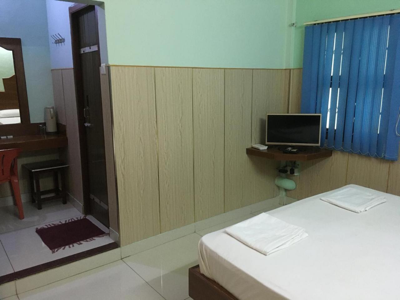 Valli Hotel Thanjavur Exterior foto